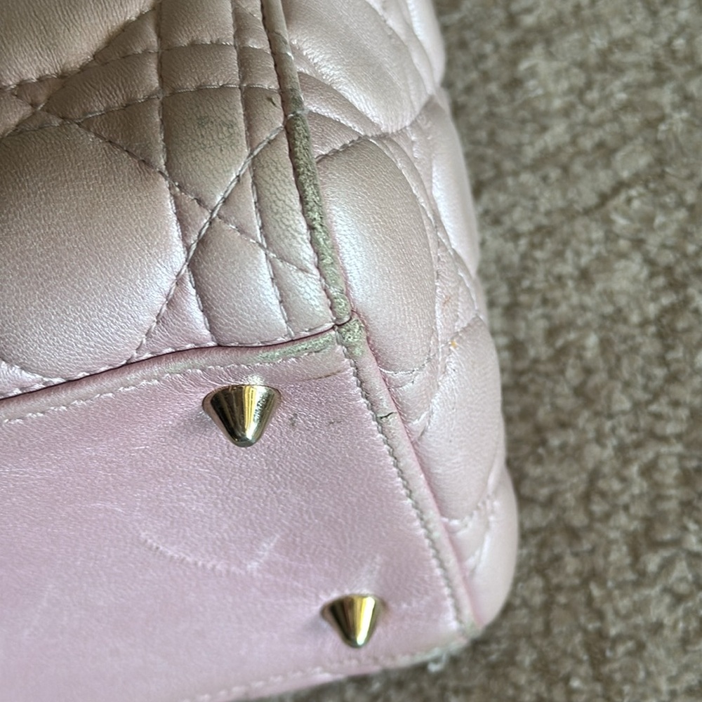 Dior Medium Lady Bag in pink  lambskin leather with Cannage stitching - Picture 8 of 16